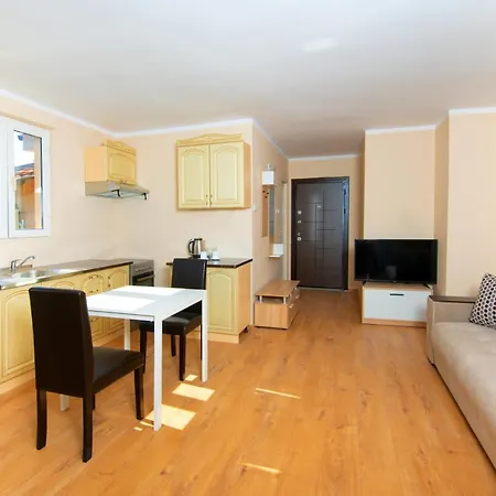 House With Garden Penzion