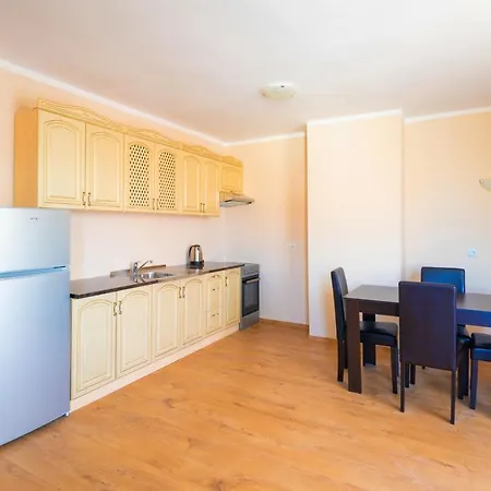 House With Garden Penzion