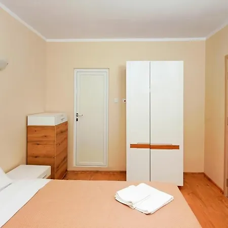 House With Garden Поморие