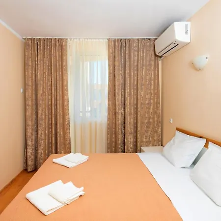 House With Garden Поморие